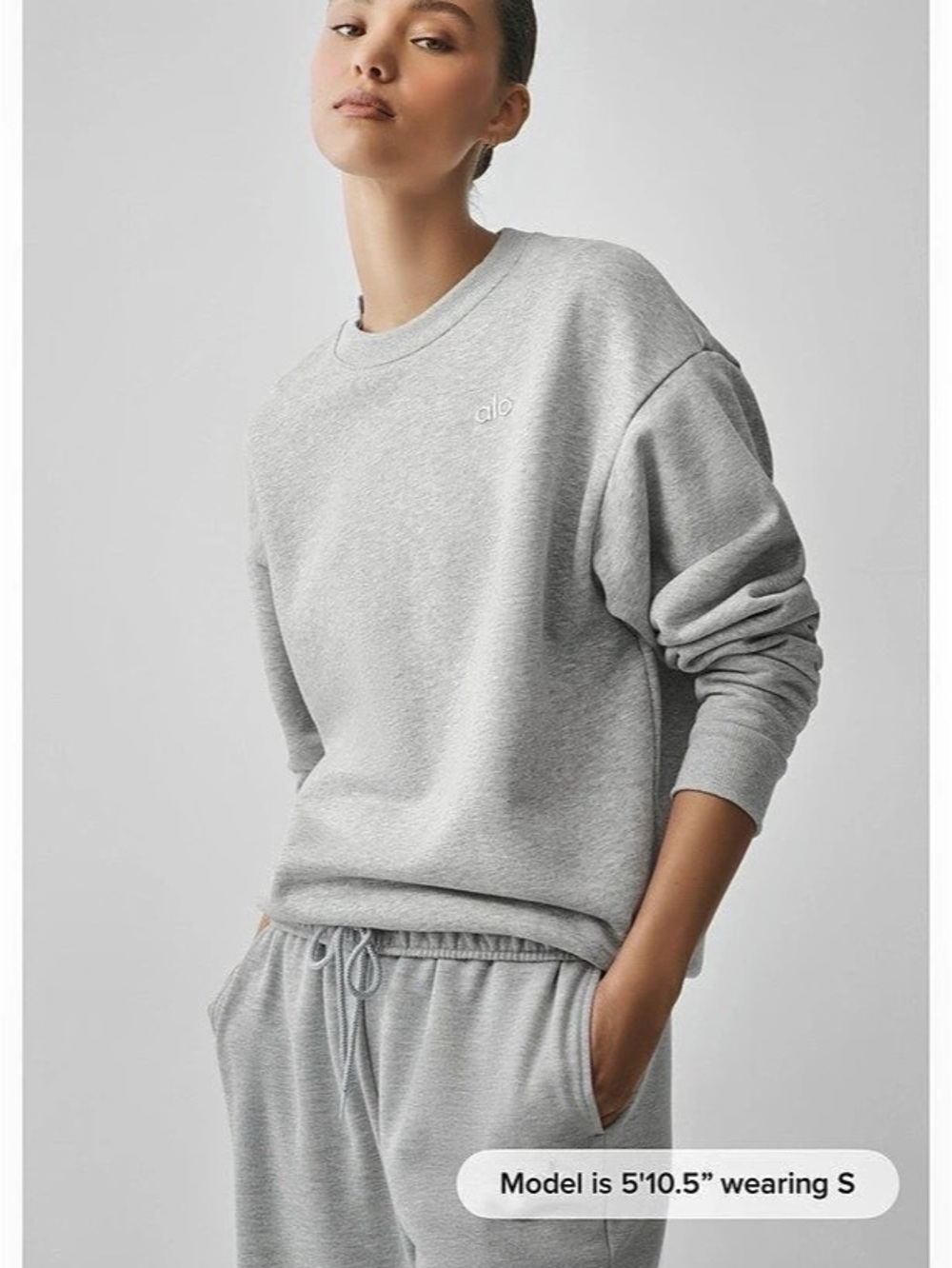 BRAND NEW Alo Yoga Accolade Crew Neck Pullover Gray Small